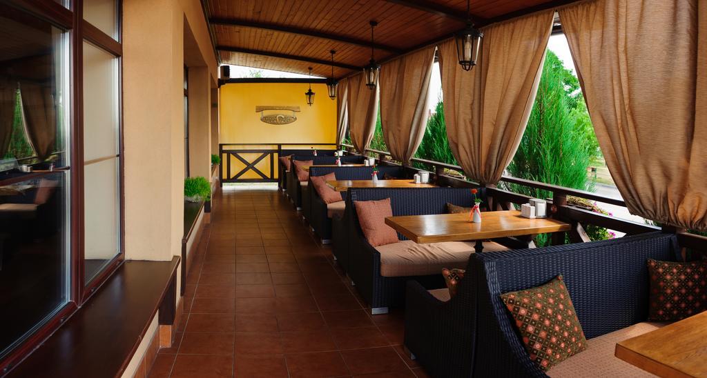 Hotel Zolota Pidkova Kozlin 외부 사진