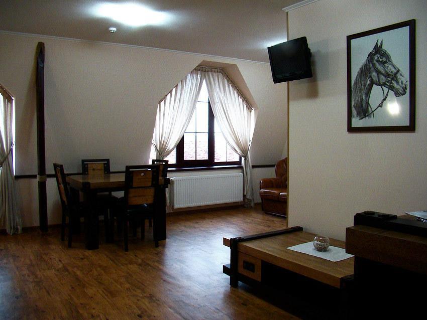 Hotel Zolota Pidkova Kozlin 외부 사진
